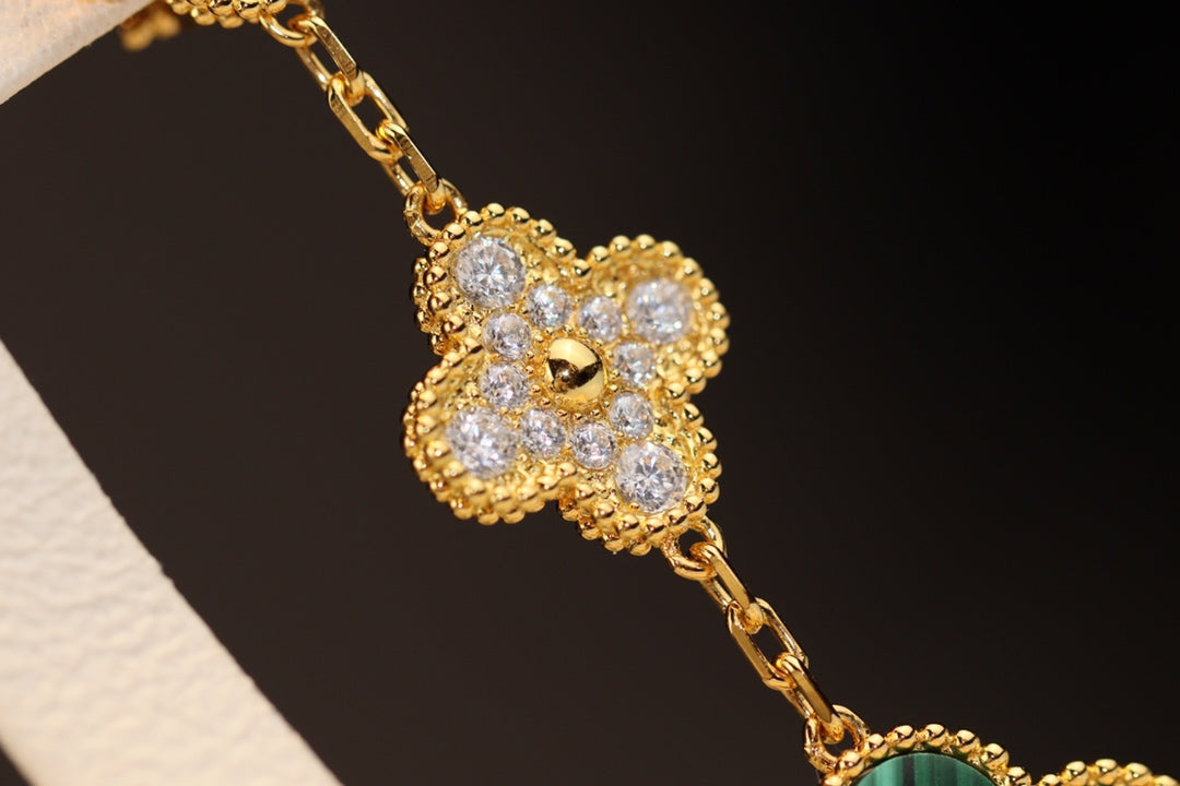 [Kaelin Vow]CLOVER EARRINGS GOLD MALACHITE DIAMOND 3 MOTIF