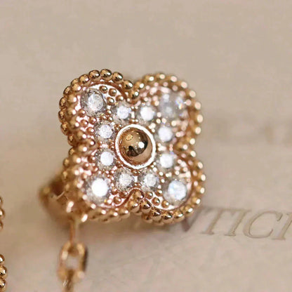 [Kaelin Vow]CLOVER MEDIUM 1 MOTIFS FUll DIAMOND EARRINGS