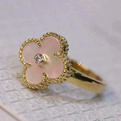 [Kaelin Vow]CLOVER PINK MOP RING GOLD DIAMOND