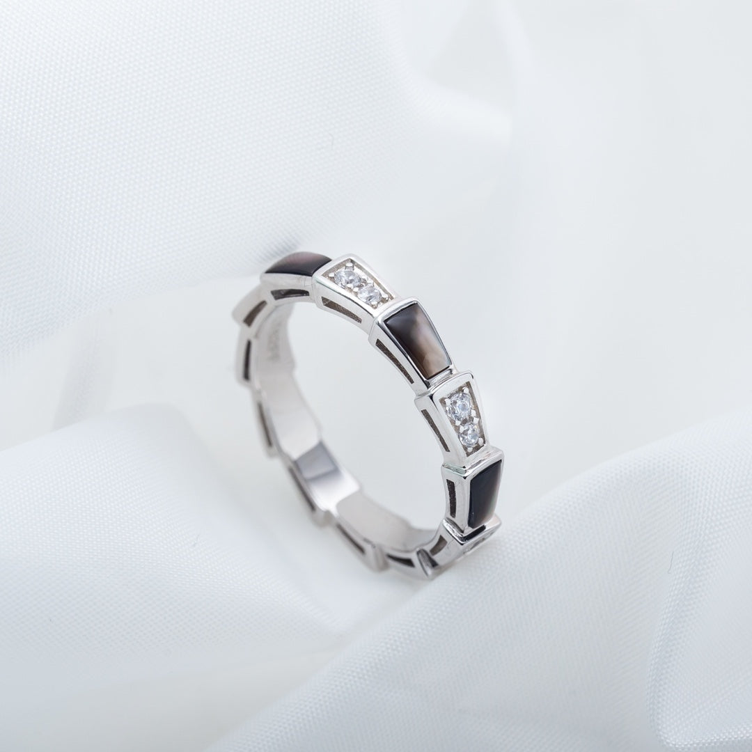 [Kaelin Vow]SERPENTI RING SILBER DIAMANT SCHWARZ PERLMUTT 3MM