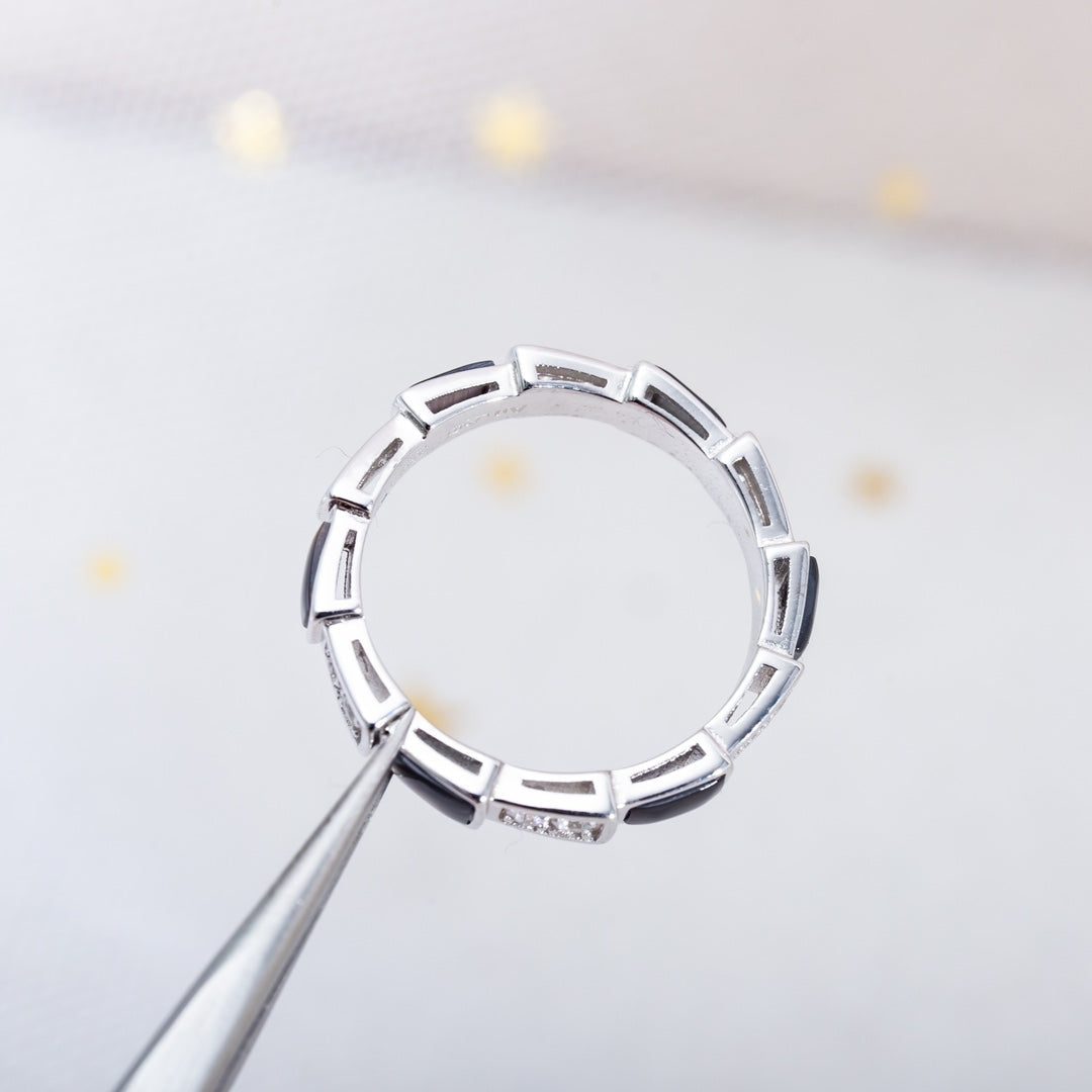 [Kaelin Vow]SERPENTI RING SILBER DIAMANT SCHWARZ PERLMUTT 3MM