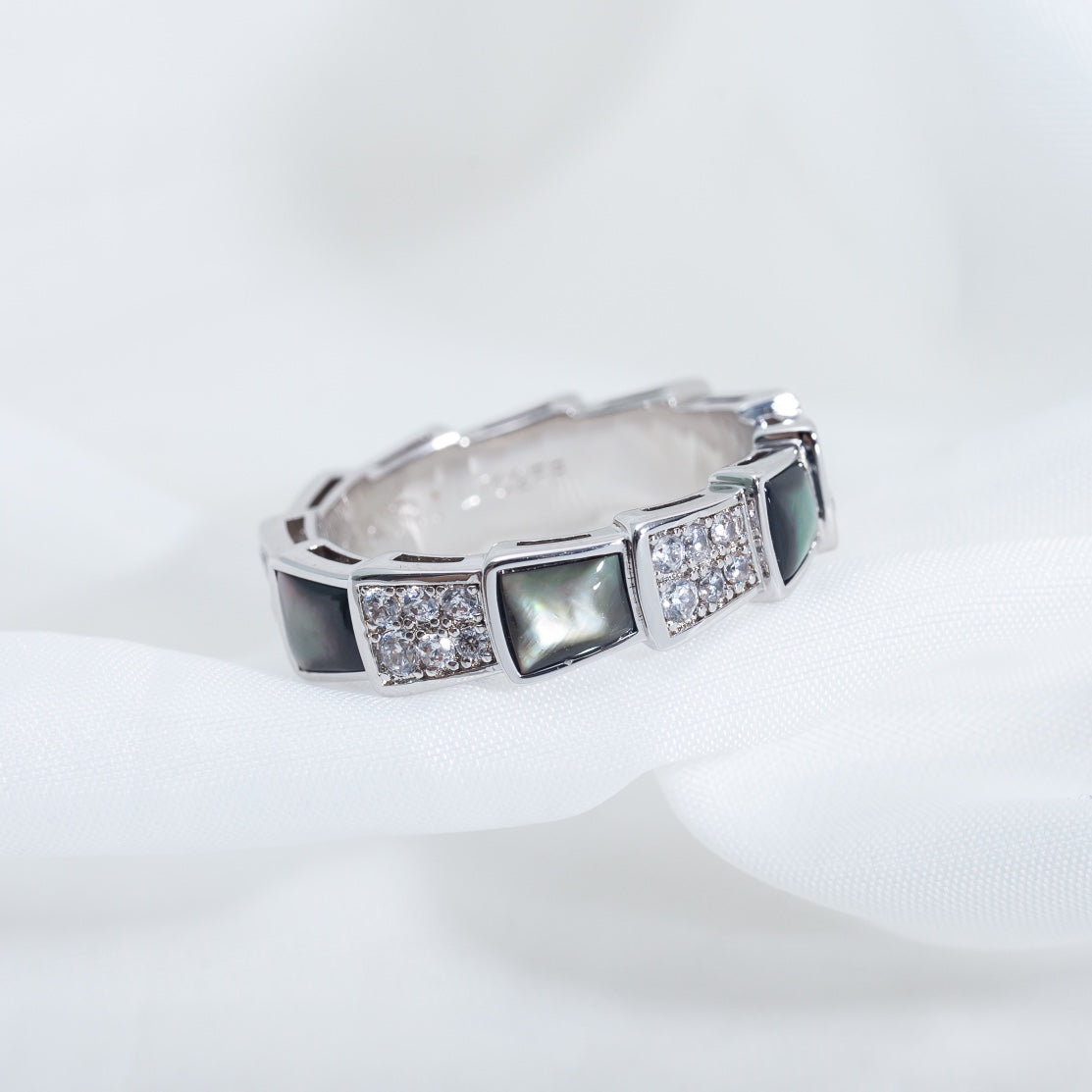 [Kaelin Vow]SERPENTI RING SILVER DIAMOND BLACK MOP 4MM