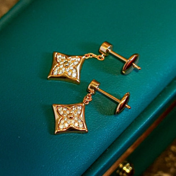 [Kaelin Vow]STAR DIAMONDS EARRINGS GOLD