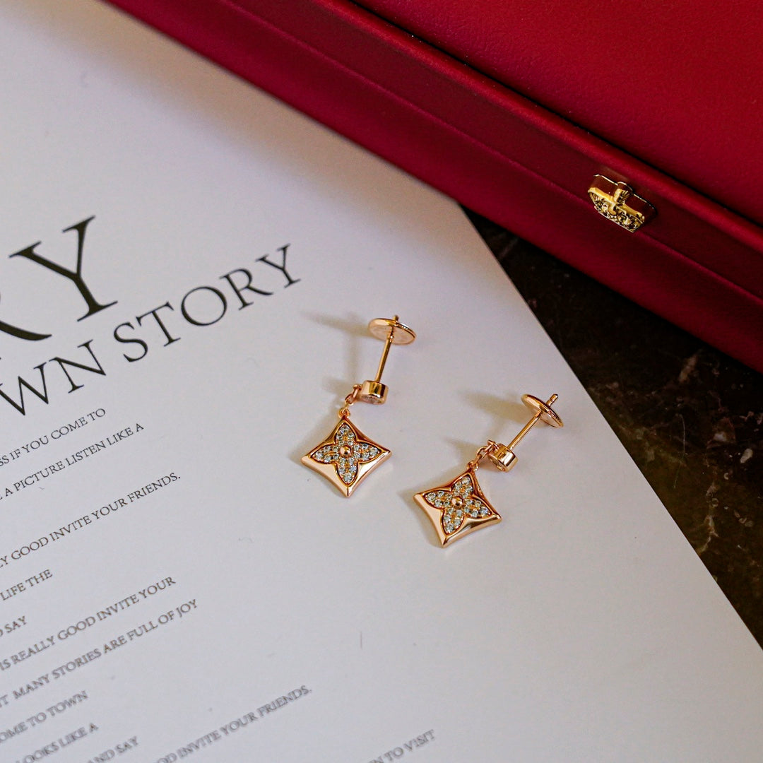 [Kaelin Vow]STAR DIAMONDS EARRINGS GOLD