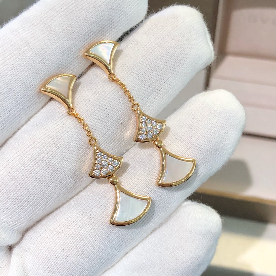 [Kaelin Vow]DREAM EARRINGS 3 MOTIFS DIAMOND MOP PINK GOLD