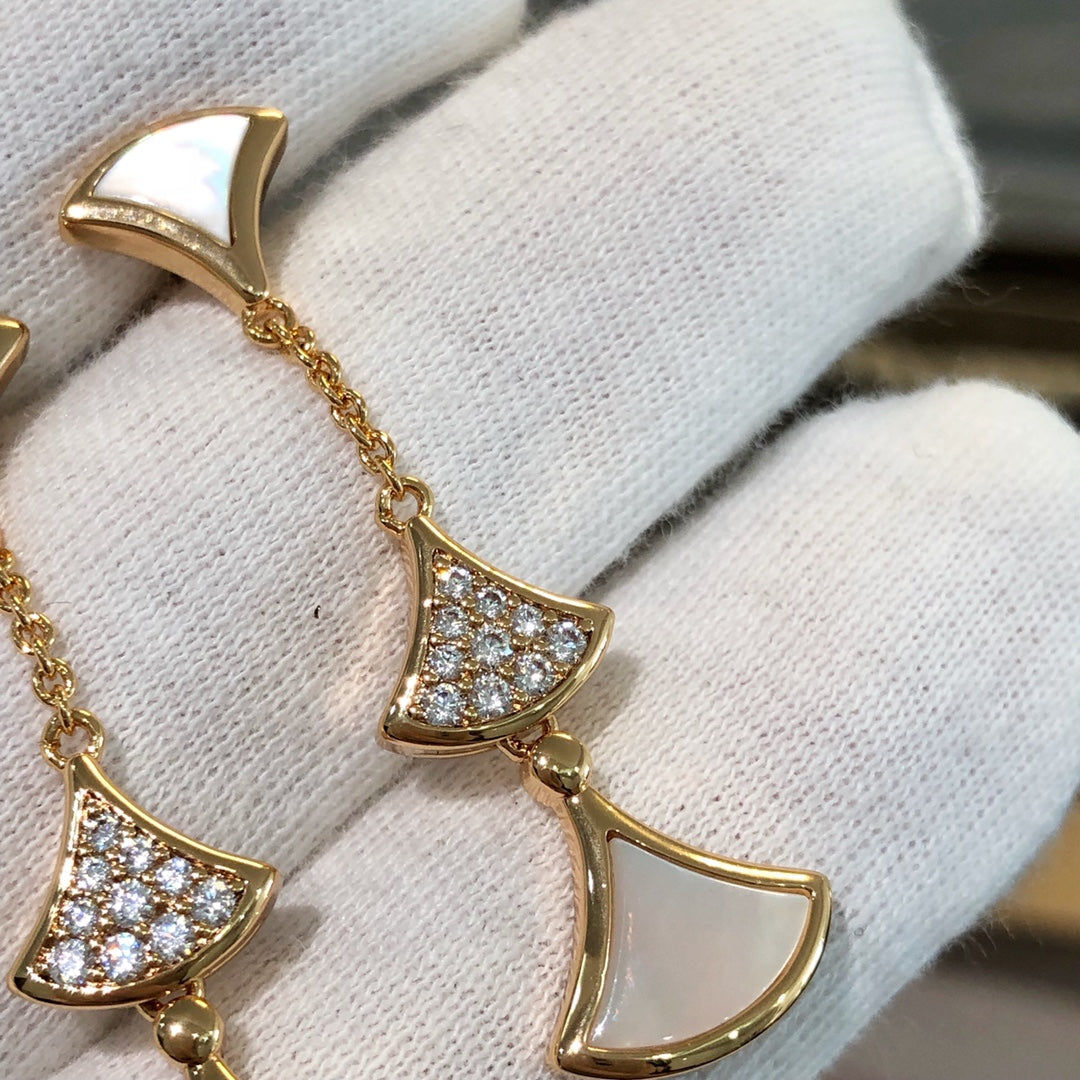 [Kaelin Vow]DREAM EARRINGS 3 MOTIFS DIAMOND MOP PINK GOLD