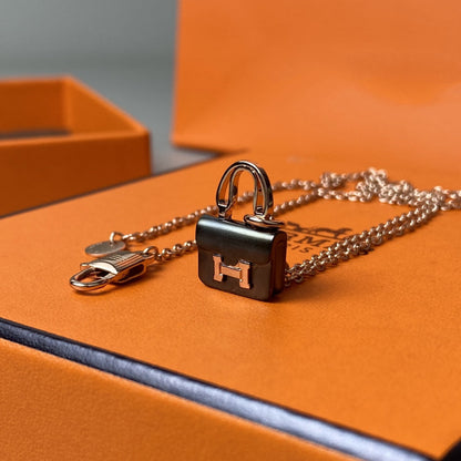 [Kaelin Vow]CONSTANCE BLACK PEDANT PINK GOLD NECKLACE