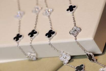[Kaelin Vow]CLOVER 20 MOTIFS ONYX DIAMOND SILVER