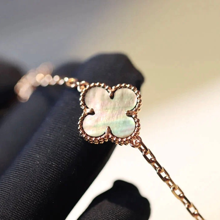 [Kaelin Vow]CLOVER 20 MOTIFS DARK MOP DIAMOND  NECKLACE