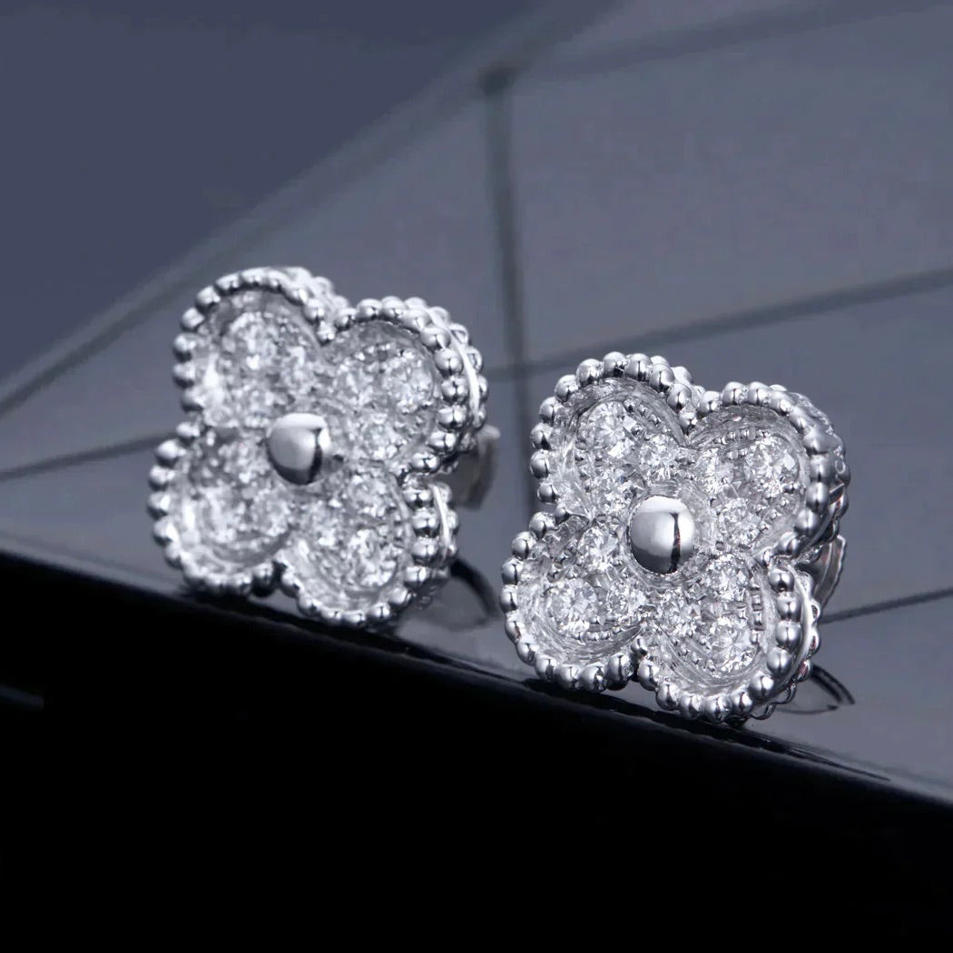 [Kaelin Vow]CLOVER 1 MOTIFS DIAMOND STUD EARRINGS SILVER