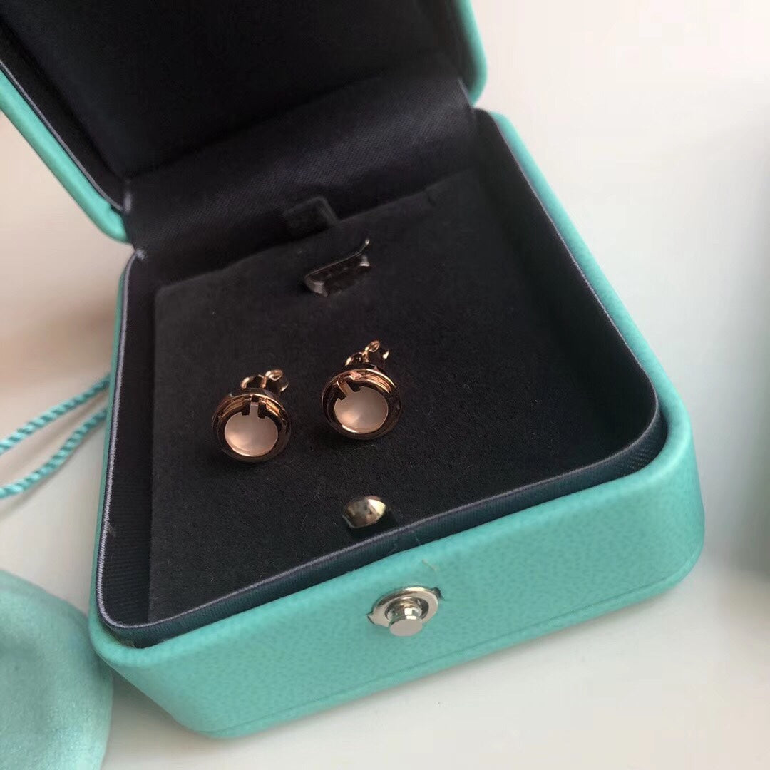 [Kaelin Vow]PEARL CIRCLE EARRINGS MOTHER