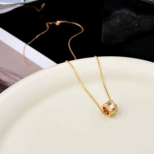[Kaelin Vow]BEE MINI PEDANT DIAMOND NECKLACE