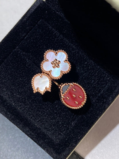 [Kaelin Vow]LUCKY 3 MOTIF ROSE GOLD RING