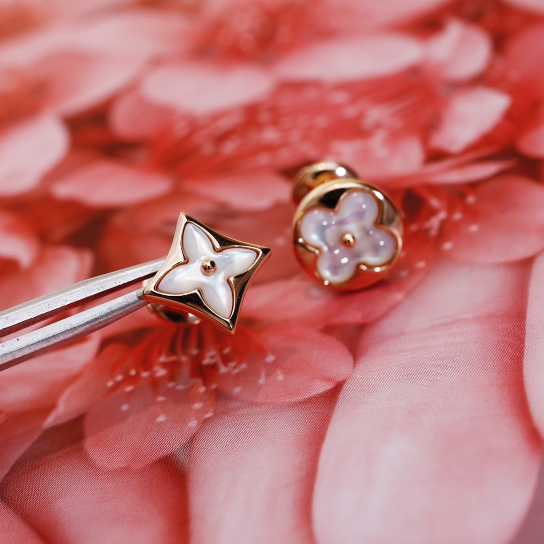 [Kaelin Vow]STAR AND SUN PINK GOLD MOP STUD EARRINGS