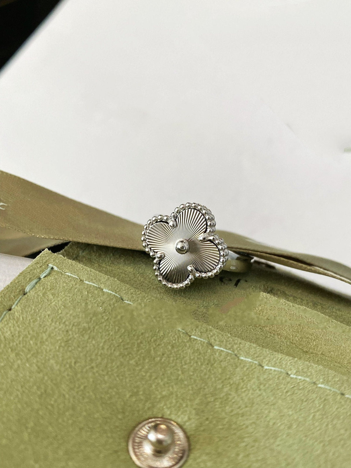 [Kaelin Vow]CLOVER SILVER RING