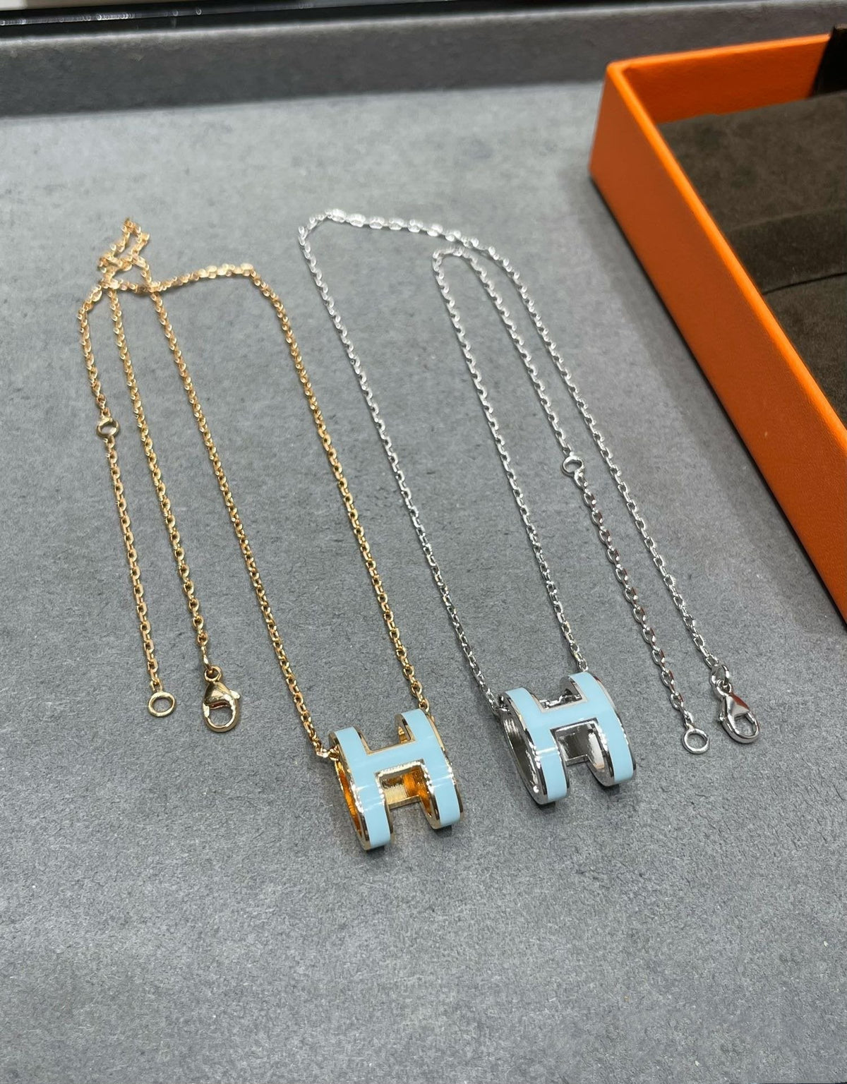 [Kaelin Vow]POP H SKY BLUE NECKLACE