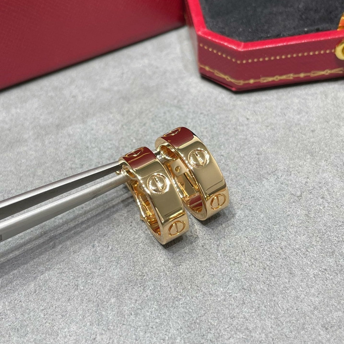 [Kaelin Vow] LOVE 5,5-MM-OHRRINGE