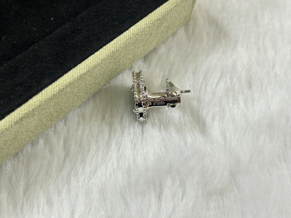 [Kaelin Vow]CLOVER PIETERSITE MEDIUM STUD EARRINGS