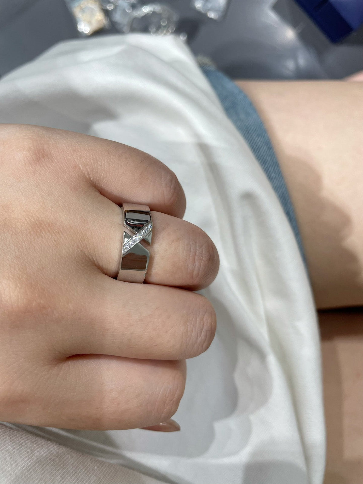 [Kaelin Vow]LIENS EVIDENCE DIAOMOND RING