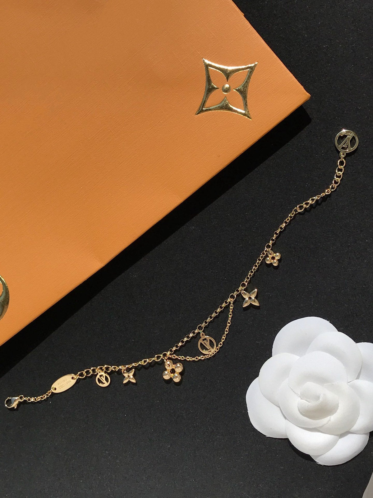 [Kaelin Vow]BLOOMING PINK GOLD MOP BRACELET
