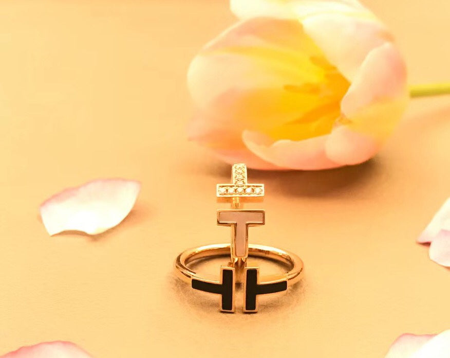 [Kaelin Vow]T SMALL ONYX PINK GOLD RING