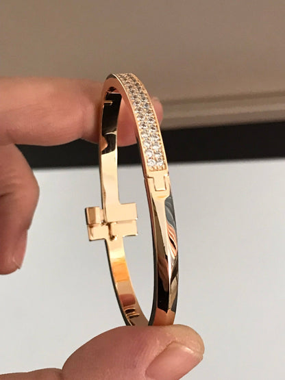 [Kaelin Vow]T1 WIDE DIAMOND HINGED BANGLE PINK GOLD