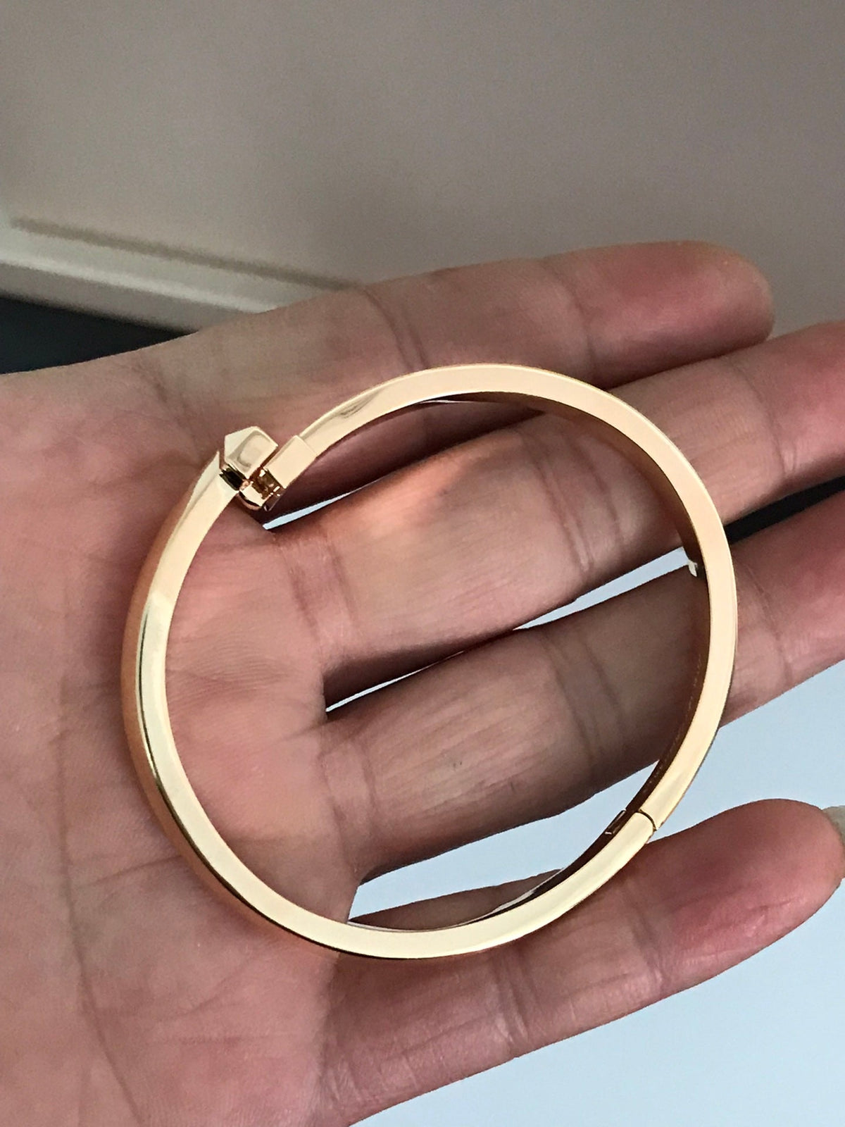 [Kaelin Vow]T1 WIDE DIAMOND HINGED BANGLE PINK GOLD