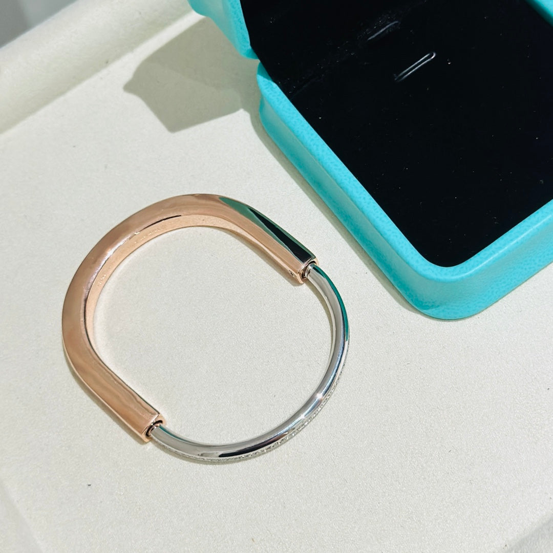 [Kaelin Vow]LOCK ARMBAND AUS ROSÉGOLD, SILBER UND DIAMANTEN