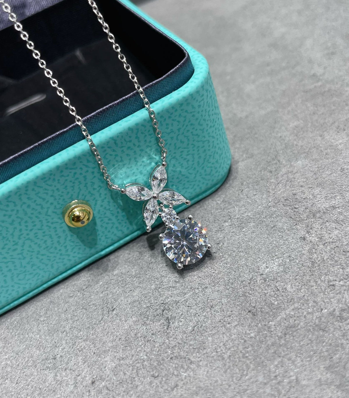 [Kaelin Vow]VICTORIA PENDANT SILVER DIAMOND NECKLACE