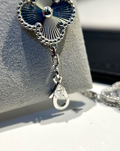 [Kaelin Vow] CLOVER 5 MOTIF LASER BRACELET COLLECTION