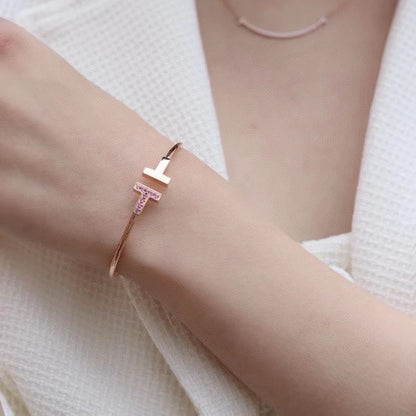 [Kaelin Vow]T ROSÉGOLD-ARMBAND MIT ROSÉ-DIAMANTEN