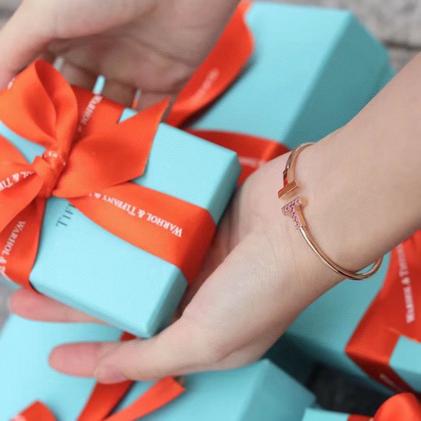 [Kaelin Vow]T ROSÉGOLD-ARMBAND MIT ROSÉ-DIAMANTEN