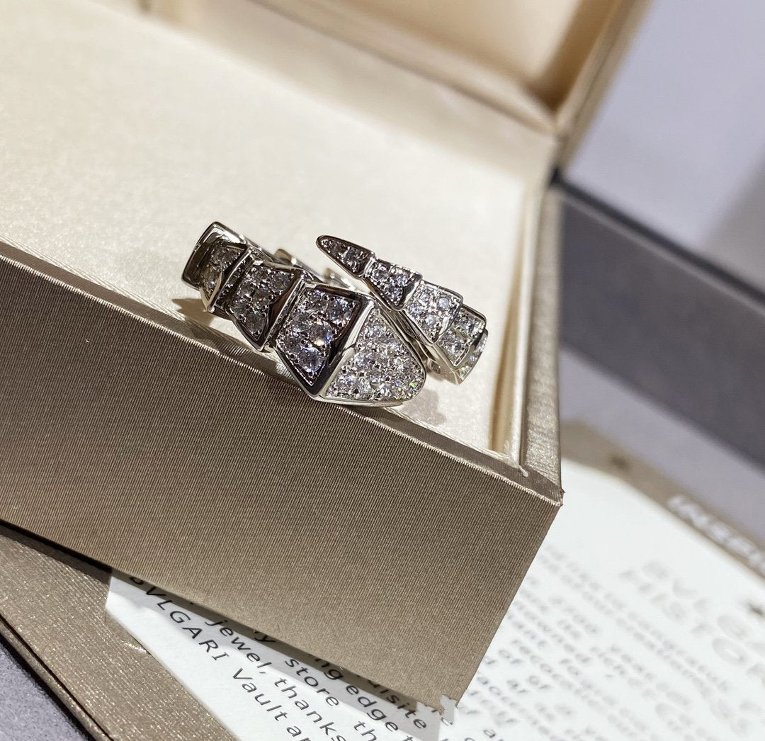 [Kaelin Vow]SERPENTI GROSSER RING SILBER DIAMANTBESETZT