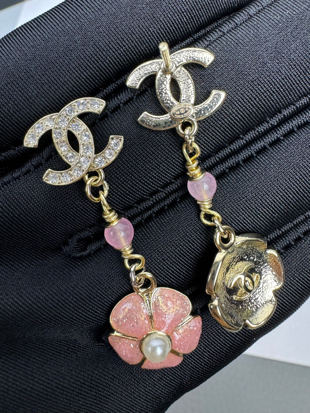 [Kaelin Vow]26C Pink Camellia Enamel Pendant with Double C Earrings