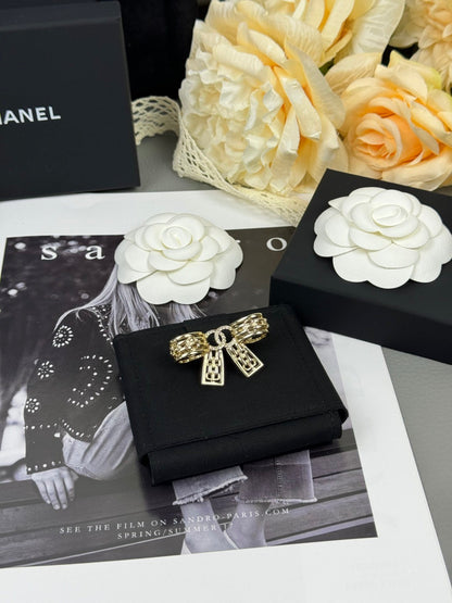 [Kaelin Vow]25K Hollow Bow Brooch