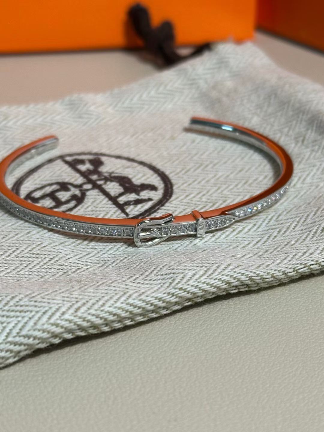 [Kaelin Vow]DIAMOND-ENCRUSTED BRACELET THREE COLORS