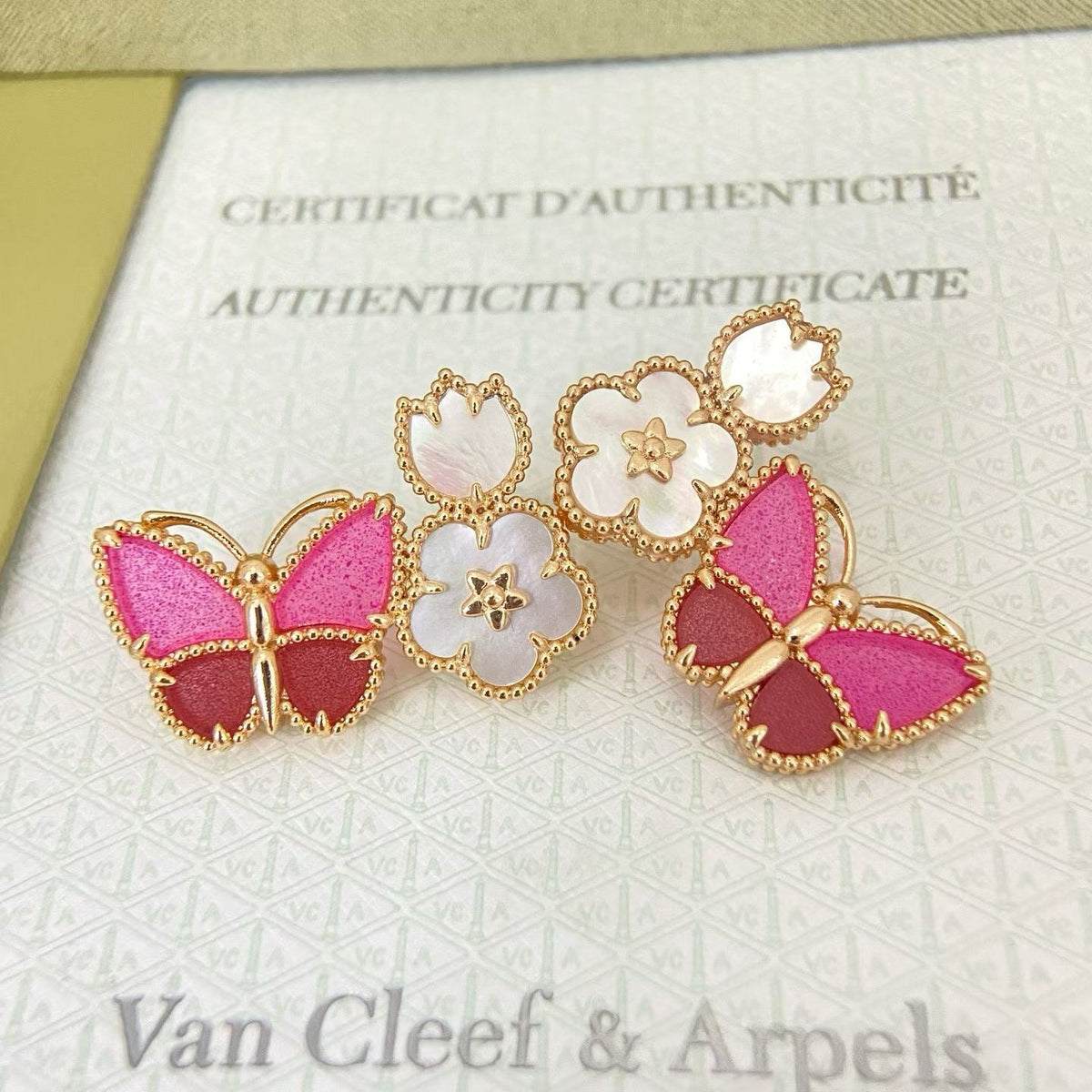 [Kaelin Vow]ROSE QUARTZ THREE‑IN‑ONE BUTTERFLY STUD EARRINGS