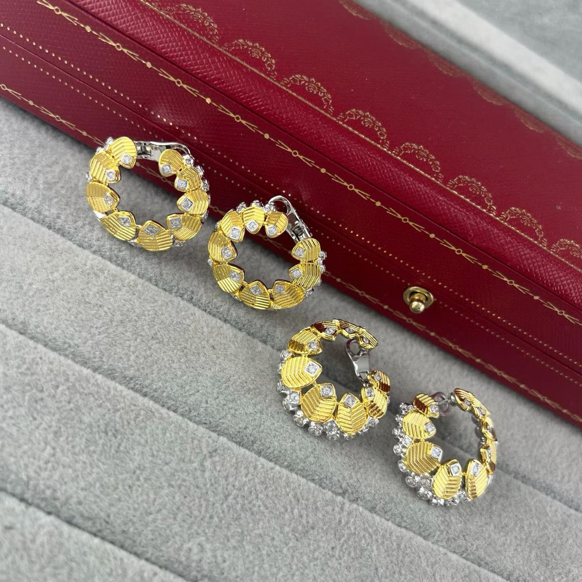 [Kaelin Vow]COFFEE BEAN TWO-TONE EAR CUFFS