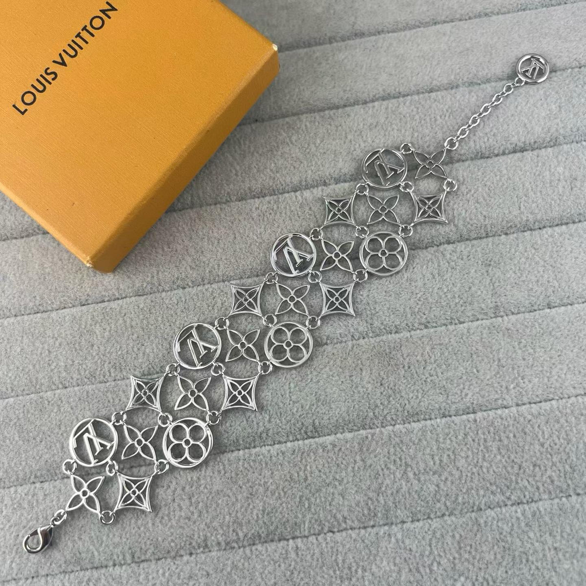 [Kaelin Vow]LETTER COMBINATION BRACELET