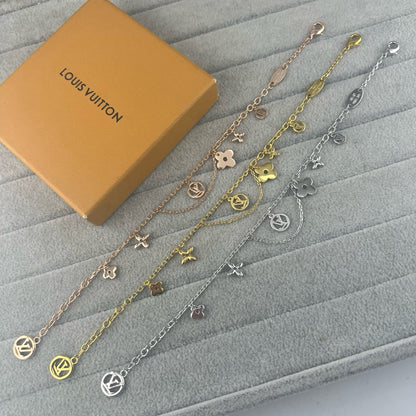 [Kaelin Vow]GLATTES MULTI-BLUMEN-ARMBAND