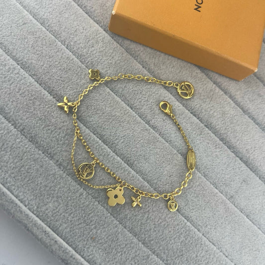 [Kaelin Vow]SMOOTH MULTI FLOWER BRACELET