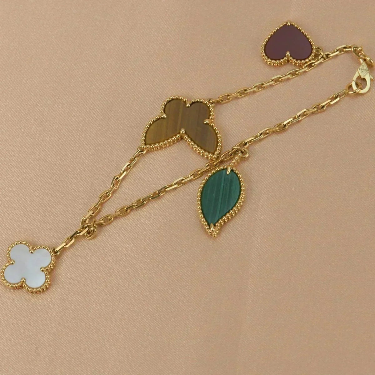 [Kaelin Vow]LUCKY SPRING 5 MOTIF GOLD BRACELET