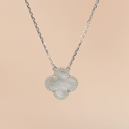 [Kaelin Vow]CLOVER  15MM WHITE MOTHER-OF-PEARL SILVER