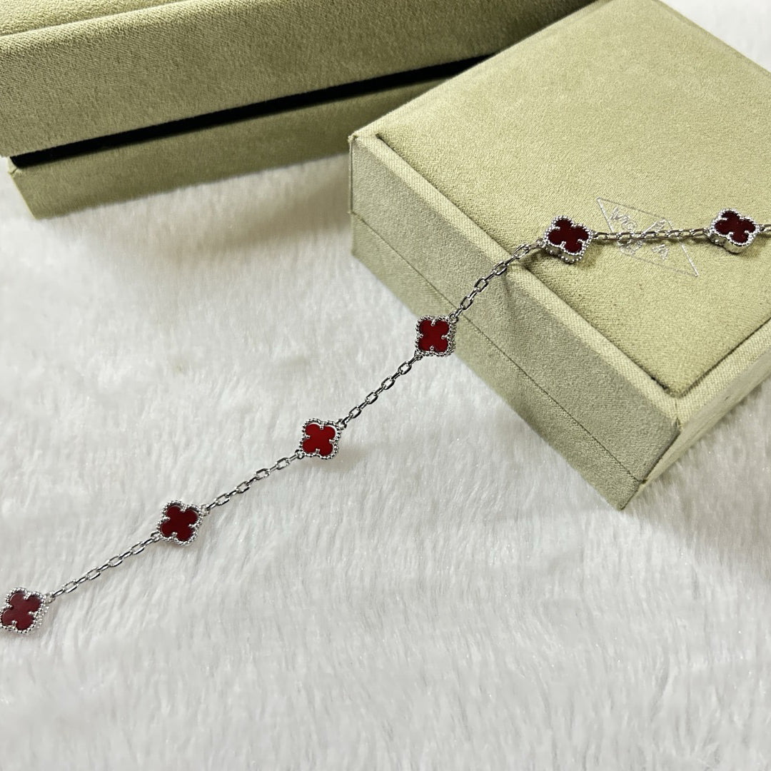[Kaelin Vow]CLOVER 6 MOTIF RED AGATE BRACELET