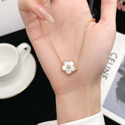 [Kaelin Vow]LUCKY  WHITE MOP  PLUM BLOSSOM NECKLACE