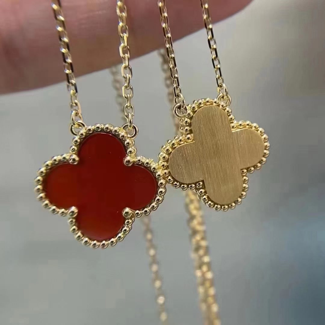 [Kaelin Vow]CLOVER 15MM CARNELIAN SINGLE FLOWER NECKLACE