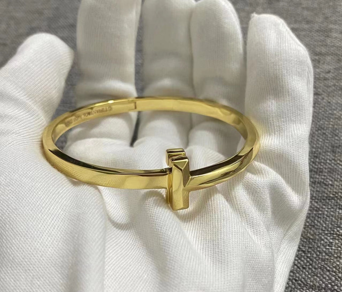 [Kaelin Vow]T1 WIDE HINGED BANGLE BRACELET