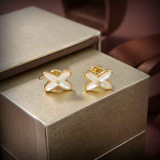 [Kaelin Vow]JEUX DE WHITE MOP GOLD DIAMOND EARRINGS