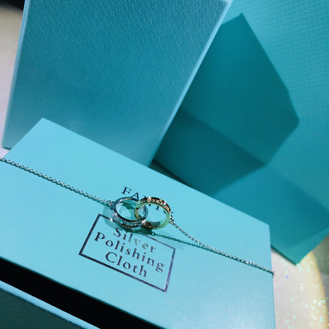 [Kaelin Vow]INTERLOCKING CIRCLES PENDANT SMALL NECKLACE