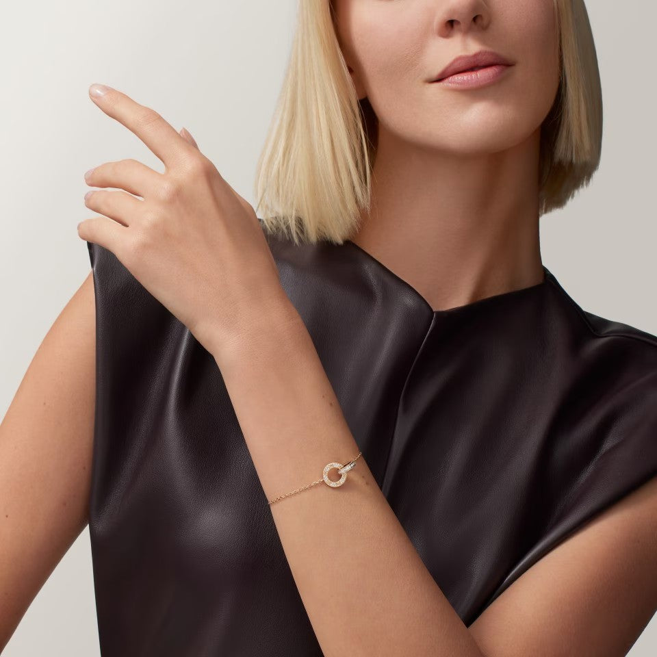 [Kaelin Vow] LIEBES-DOppelring-ARMBAND MIT DIAMANTBESATZ